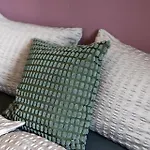 ベッド・アンド・ブレックファスト Feuille De Vigne Saint-Léonard
