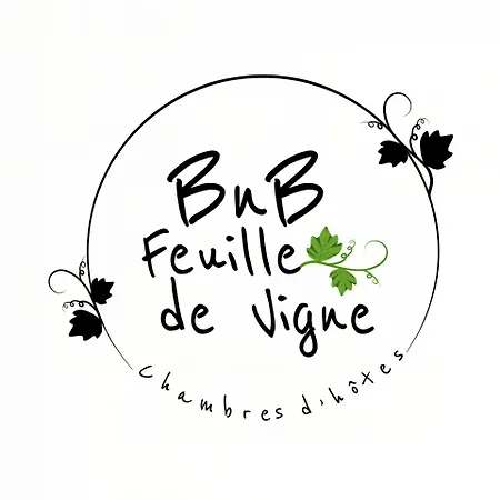 Feuille De Vigne Bed & Breakfast *