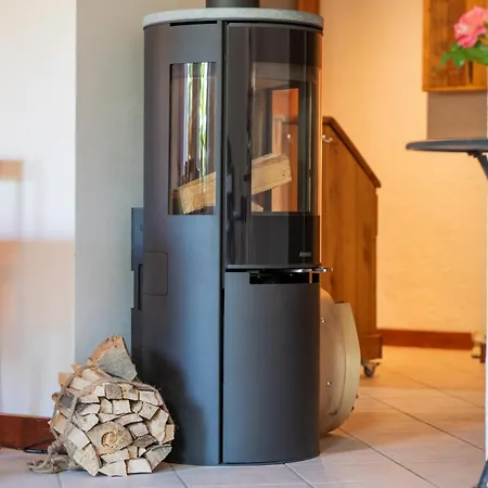 Feuille De Vigne Bed & Breakfast Saint-Léonard