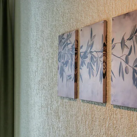 Feuille De Vigne Bed & Breakfast Saint-Léonard