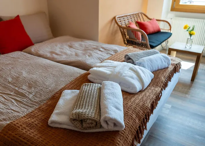 Feuille De Vigne * Saint-Léonard