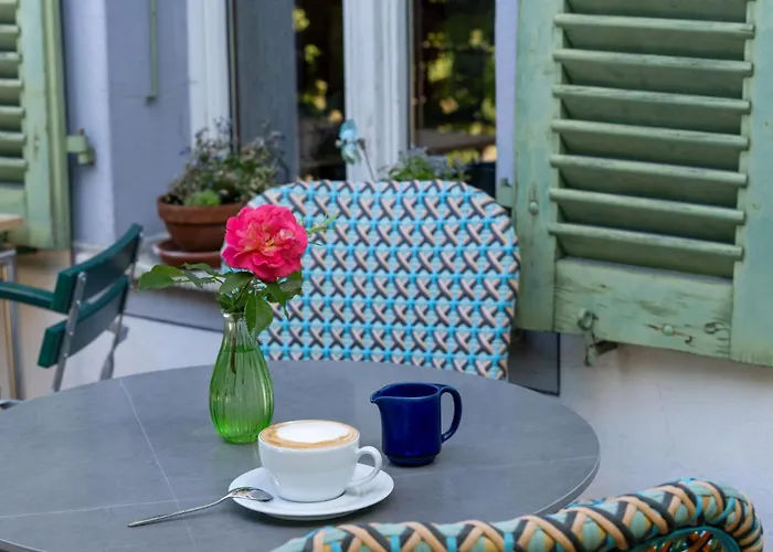 Feuille De Vigne 住宿加早餐酒店 *