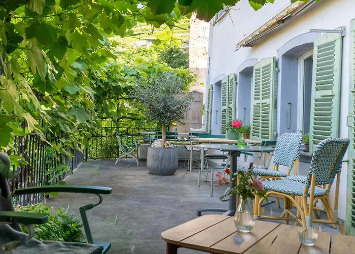 Feuille De Vigne * Saint-Léonard