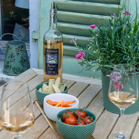 Feuille De Vigne Bed and breakfast Saint-Léonard